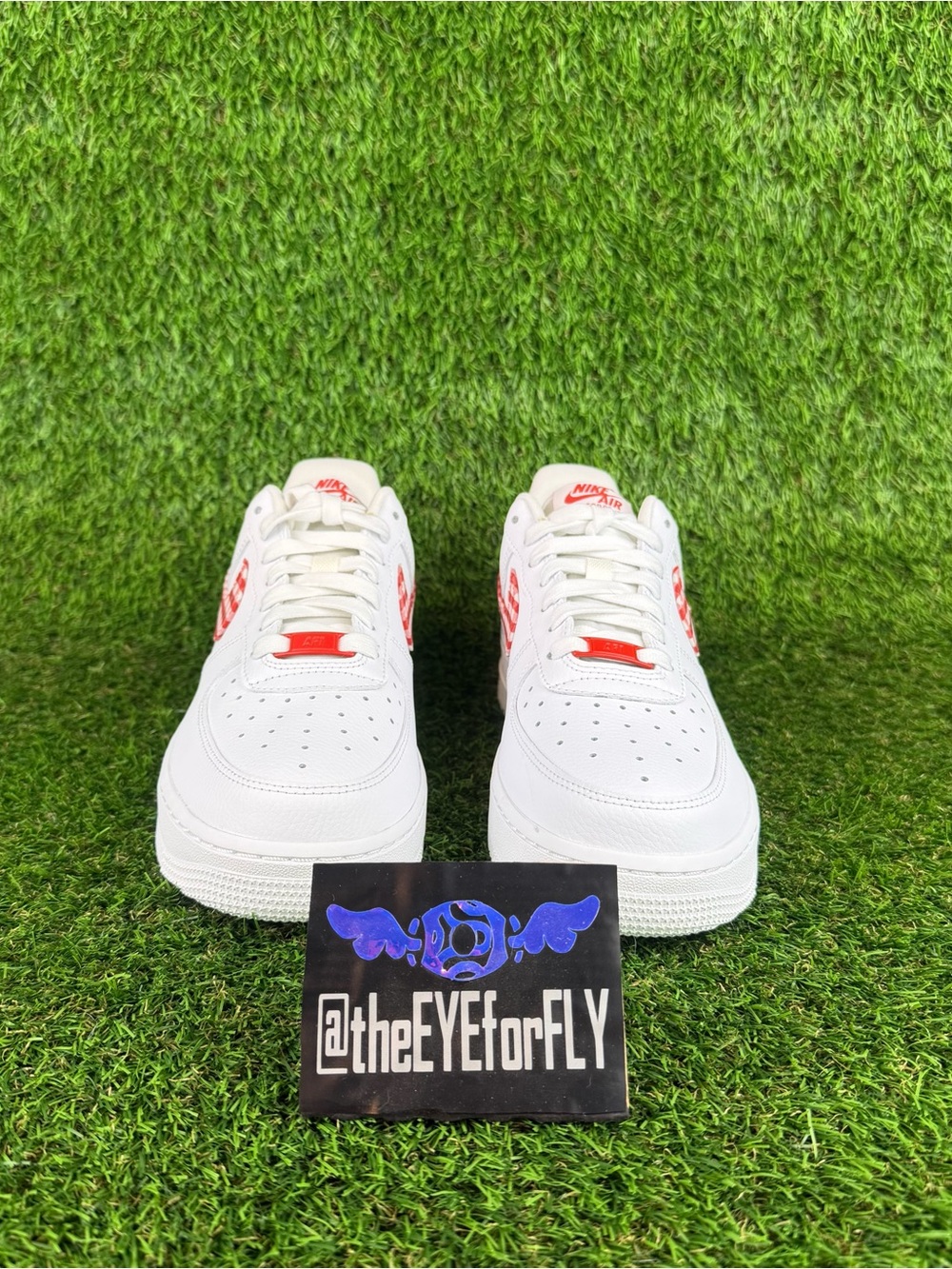 NEW Nike Air Force 1 Low '07 Essential White Red Gingham DZ2784-101 Women’s 8.5 - Picture 2 of 6